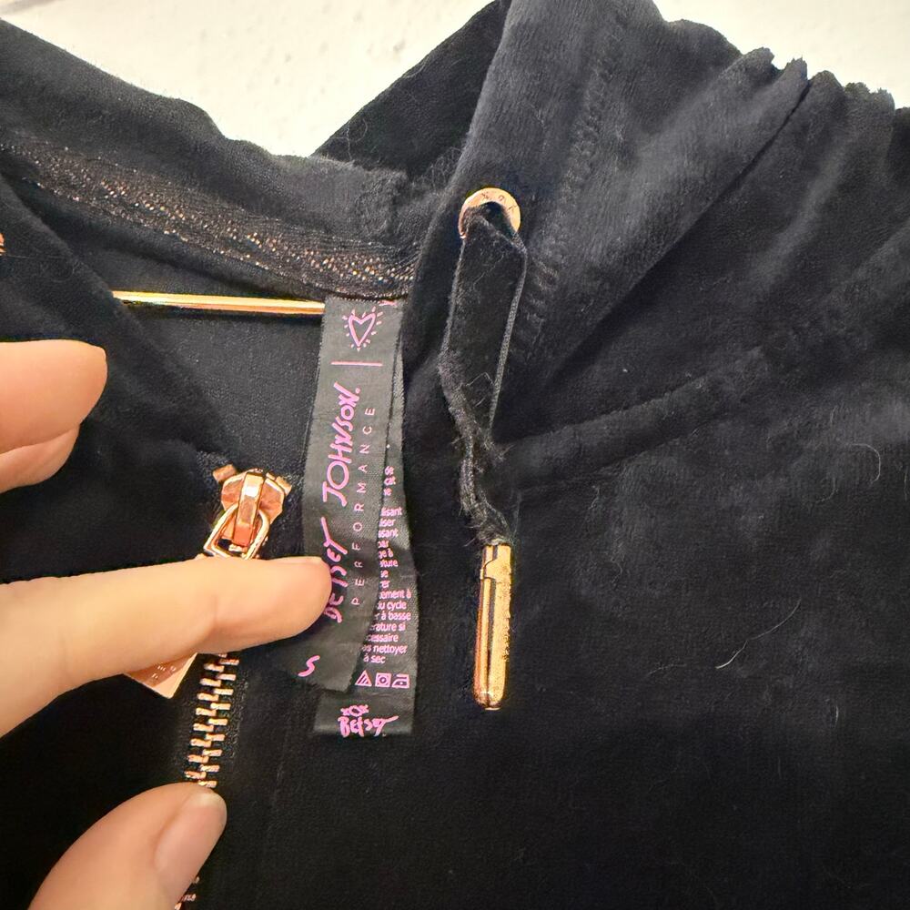 Betsey Johnson velour black zip jacket with pockets size small - Picture 3 of 5